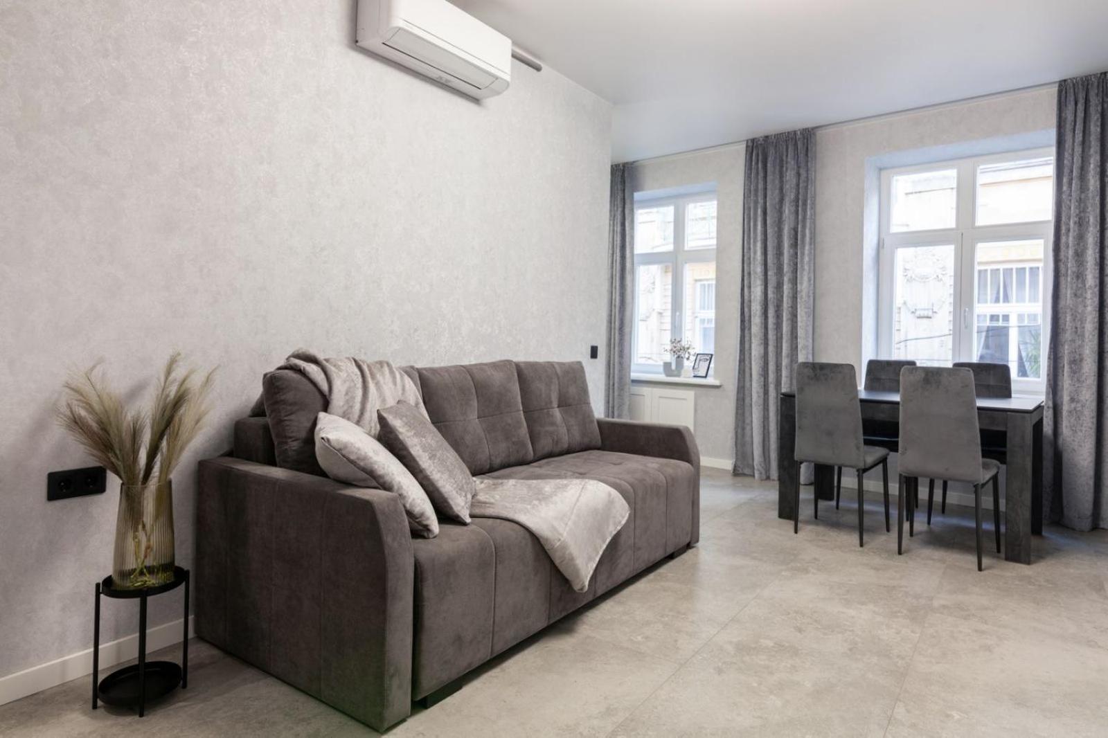 Ferienwohnung Romari Дорошенка 13 Lemberg Exterior foto