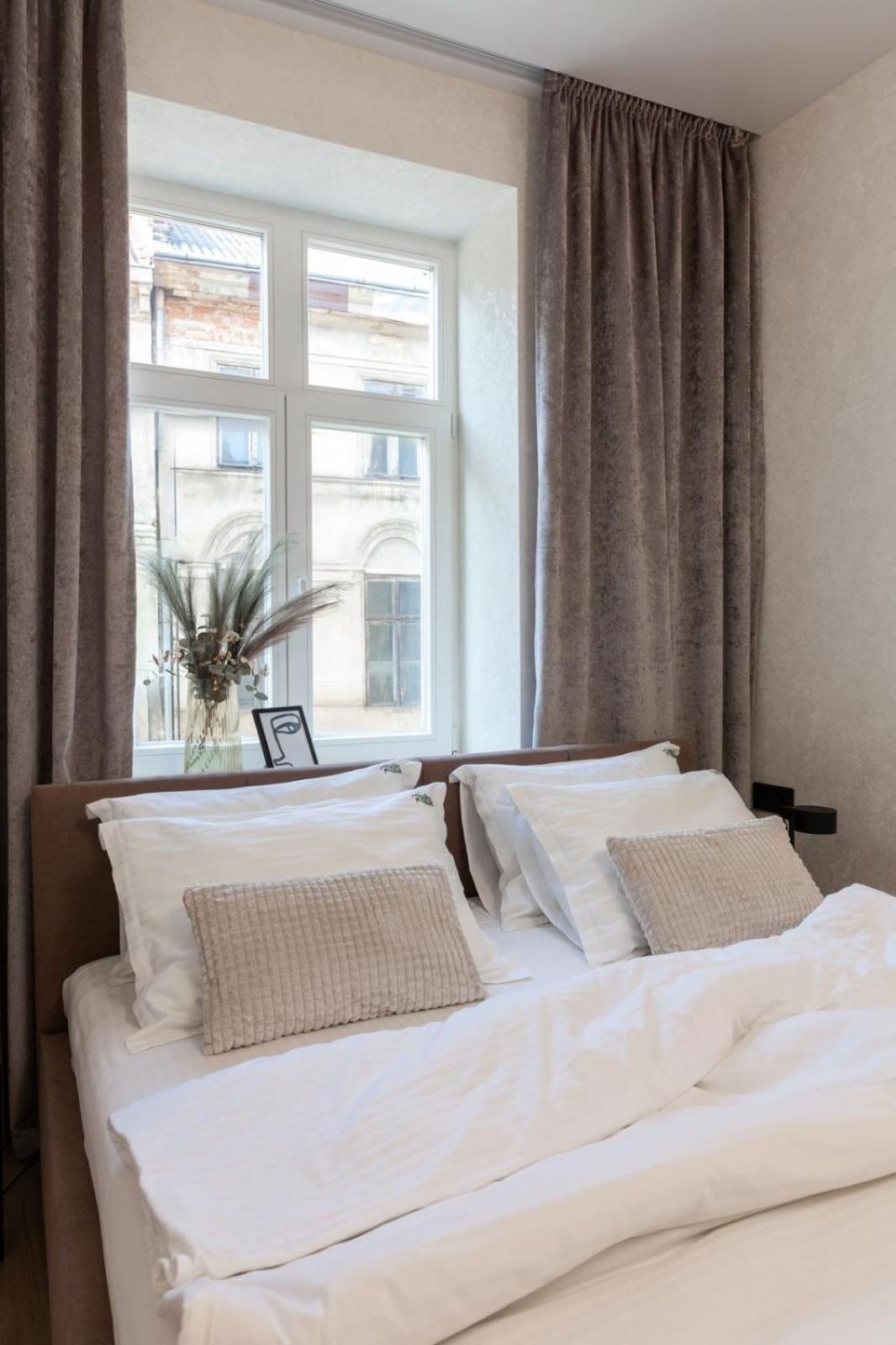 Ferienwohnung Romari Дорошенка 13 Lemberg Exterior foto